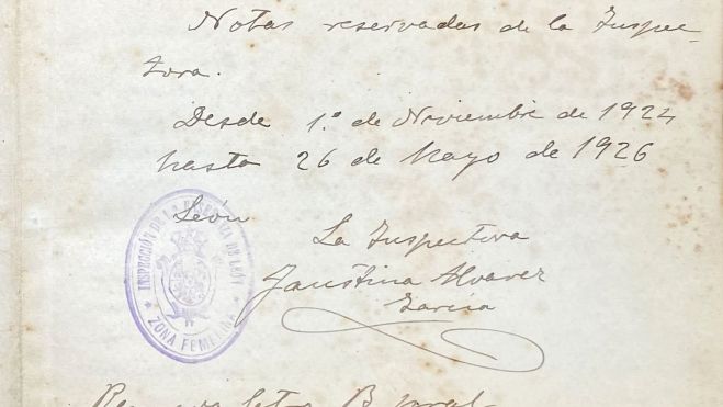 Portada del libro de notas de inspección de Faustina. En el periodo recogido recorrió, 95 escuelas leonesas. Portada del libro de notas de inspección de Faustina. En el periodo recogido recorrió, 95 escuelas leonesas.