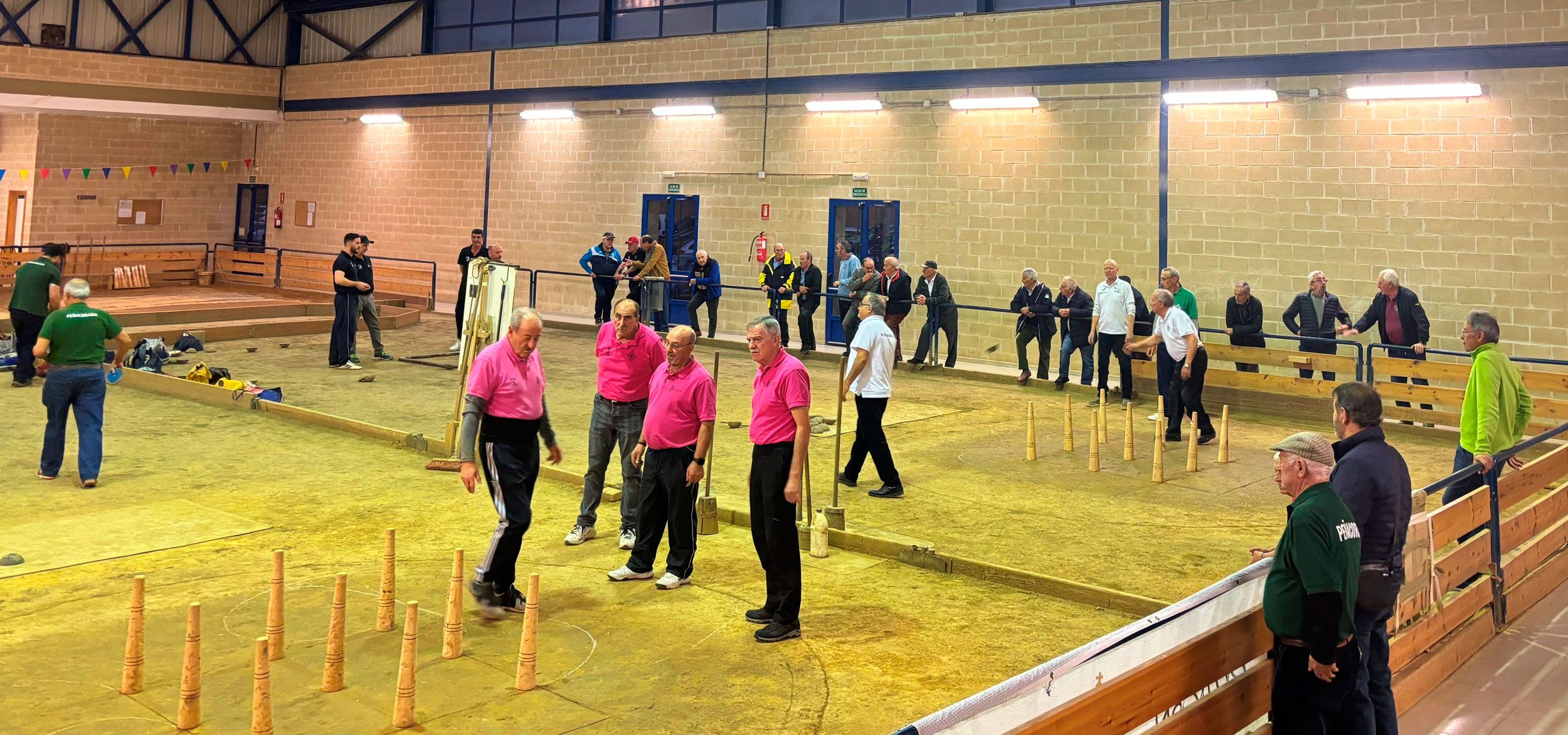 Imagen de la jornada de bolos. | L.N.C.