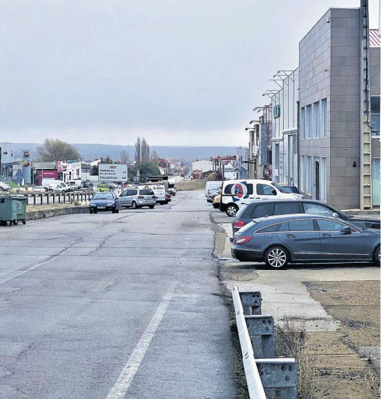 Vista del polígono industrial en las localidades de Valdefresno y Arcahueja. Vista del polígono industrial en las localidades de Valdefresno y Arcahueja.