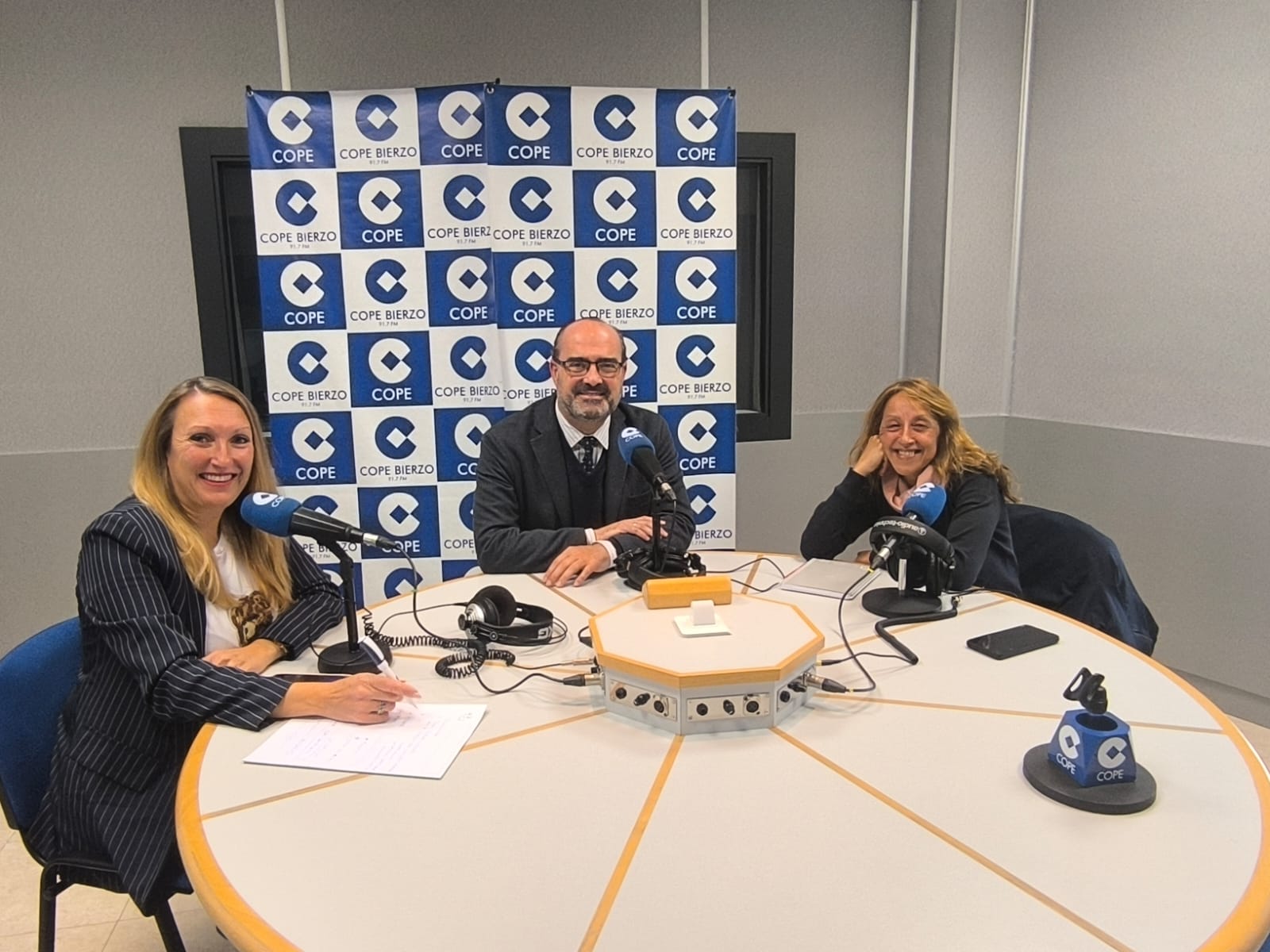 Marco Morala en el programa ‘Entre Nosotras’ en Cope Bierzo.  | COPE