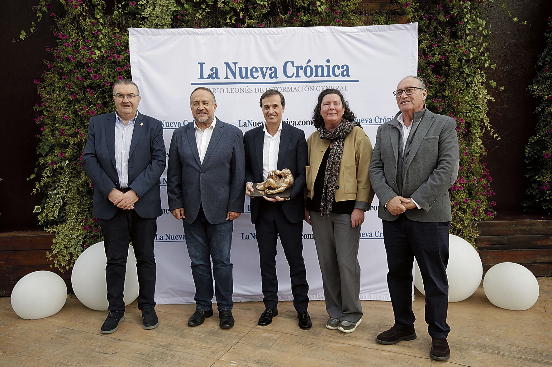 Roberto Aller, Gerardo Álvarez Courel, Adelino Pérez, Irene González y Alfonso Arias.