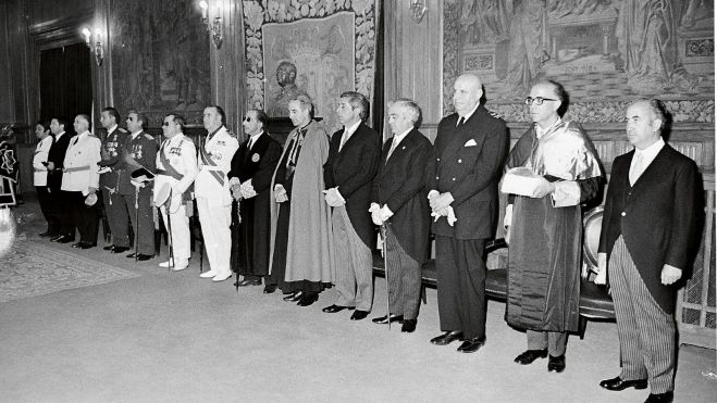 Actoinstitucional de las celebraciones del 18 de julio en León, en el año 1972. FERNANDO RUBIO