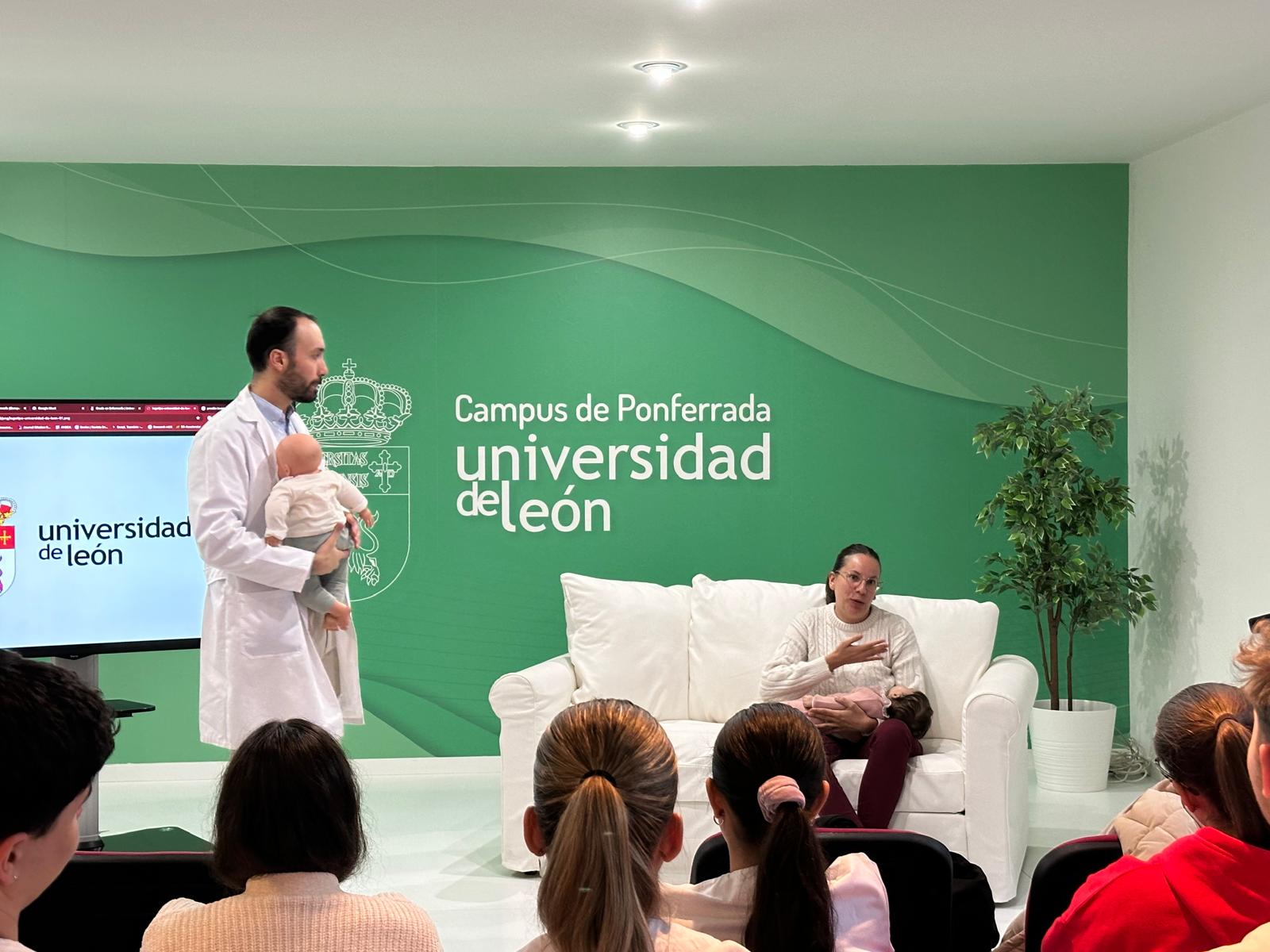Jornada sobre lactancia materna en el Campus de Ponferrada.