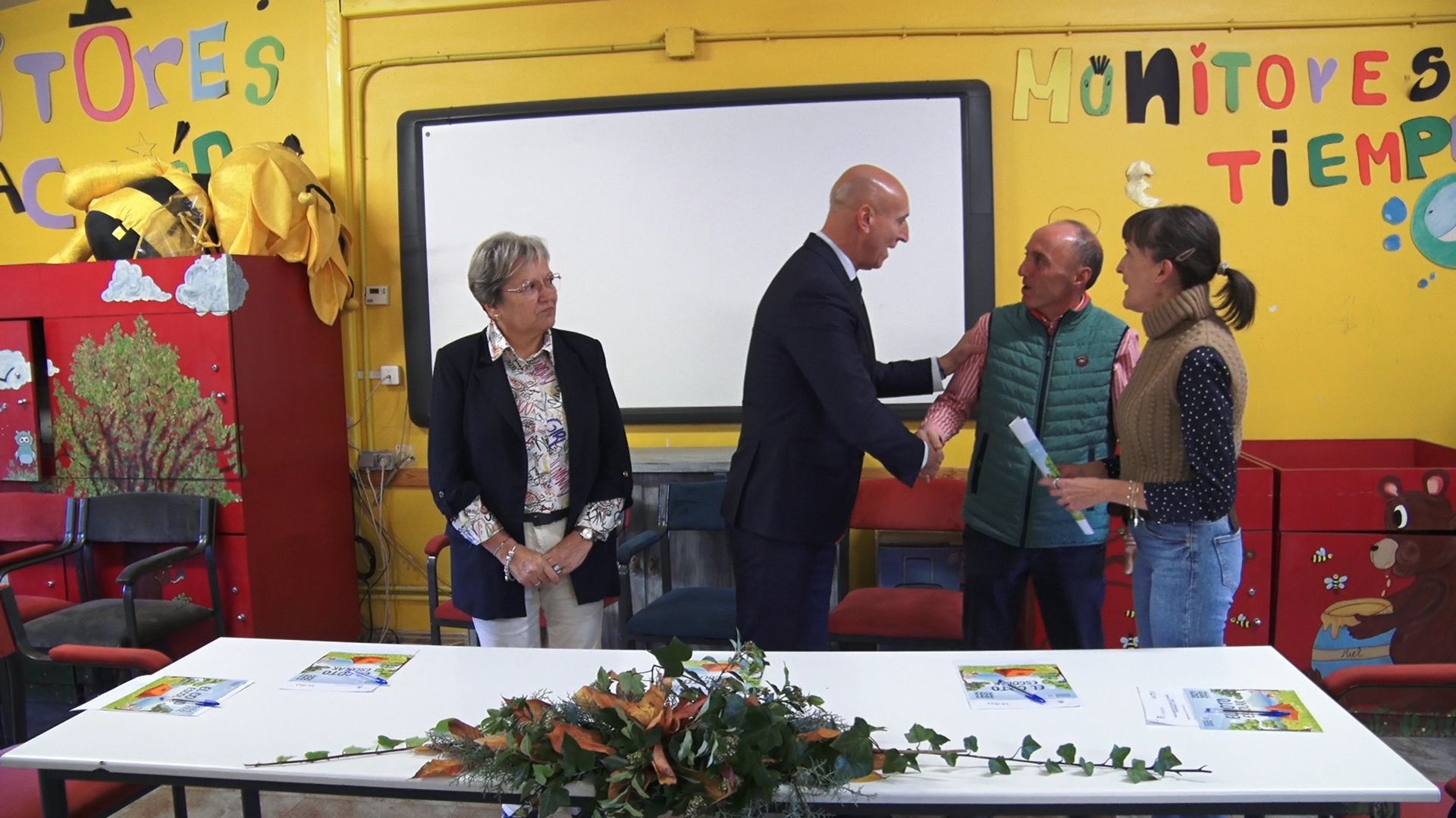 FRAME 20COTO ESCOLAR