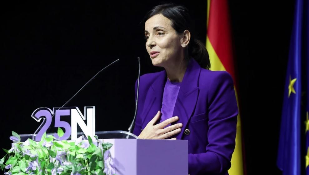 Nevenka Fernández recogiendo un premio del Ministerio de Igualdad en una foto de archivo. | LA SEXTA