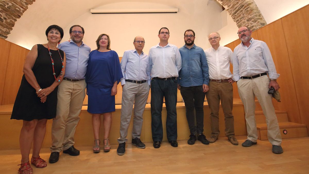 Ganadores y jurado del II Premio Antonio Estévez de investigación. | CÉSAR SÁNCHEZ (ICAL)