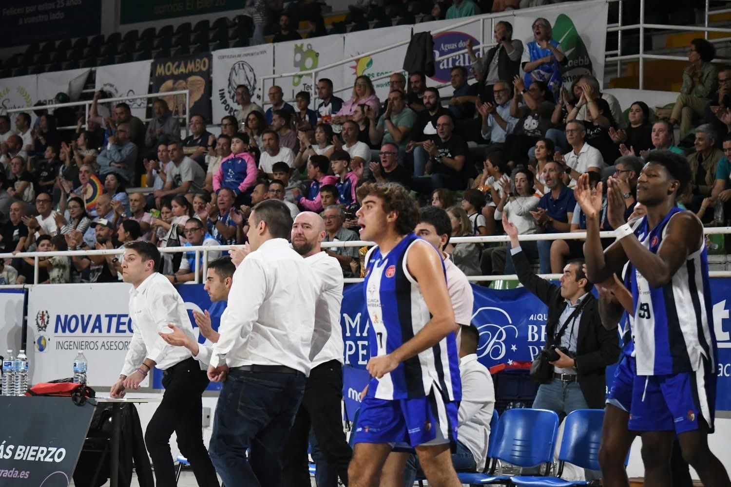 El Clínica Ponferrada recibe, todavía invicto,  este sábado a uno de los grandes proyectos de la categoría como es Caja 87. CPSDP