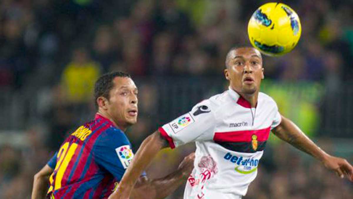 Gianni Zuiverloon, jugando con el Mallorca frente al Barça. | SPORT
