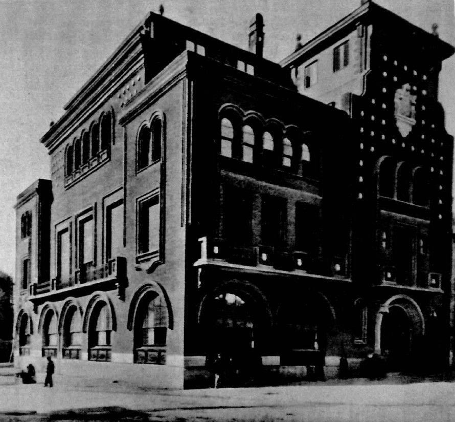 Casino estado original tras la obra.