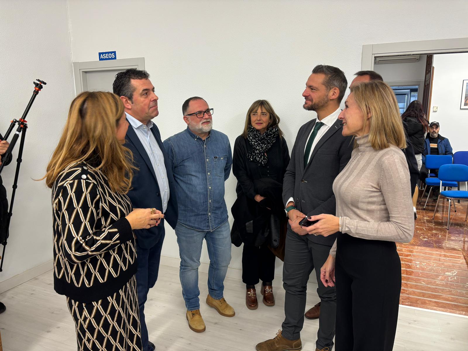 Visita del gerente del Servicio Público de Empleo, Jesús Blanco. | JAVIER FERNÁNDEZ