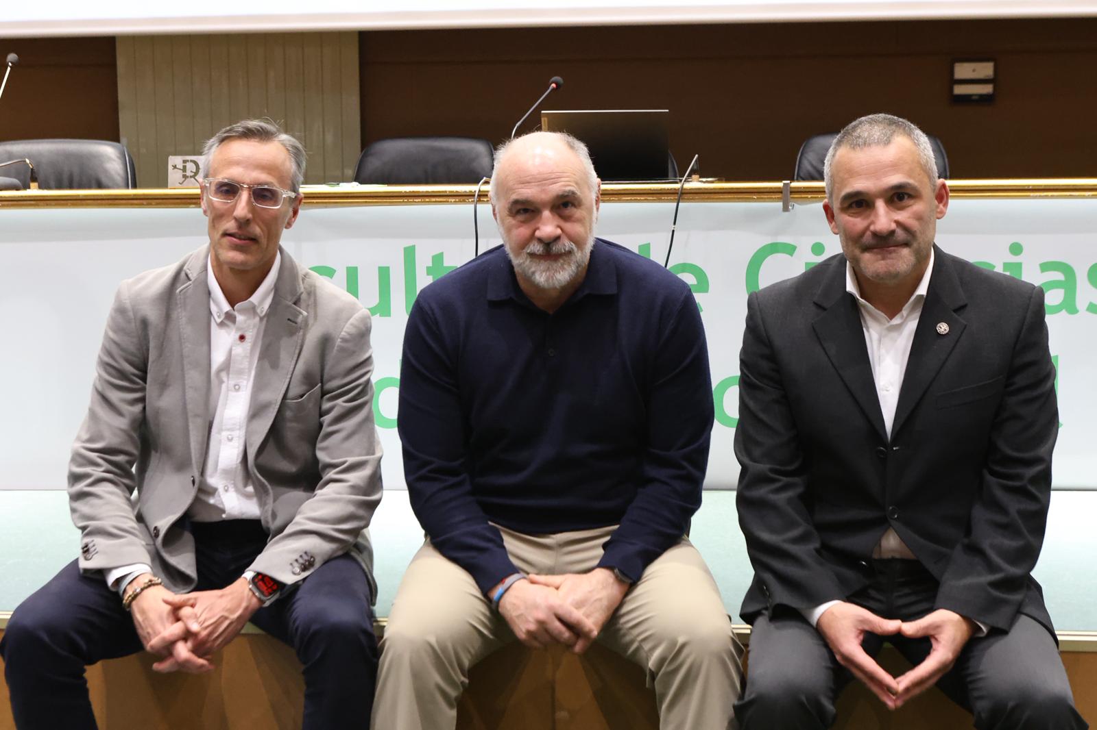Pablo Laso durante uno de los momentos del seminario de la ULE. SAÚL ARÉN Pablo Laso durante uno de los momentos del seminario de la ULE. SAÚL ARÉN