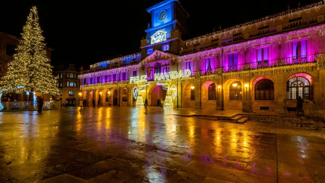 La ciudad se iluminará con un renovado alumbrado festivo. TURISMO OVIEDO