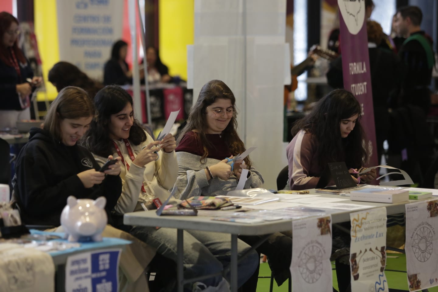 La Expojoven abre sus puertas. | F.OTERO