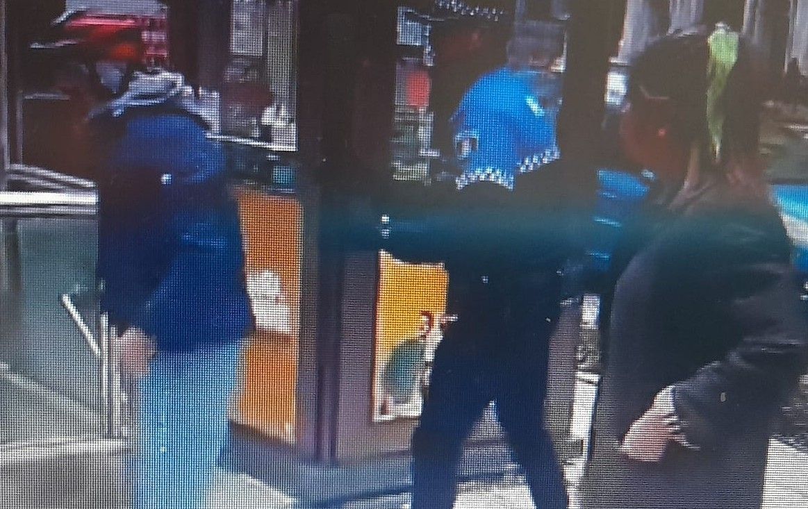 Captura del vídeo publicado por Vox de la agresión sufrida.