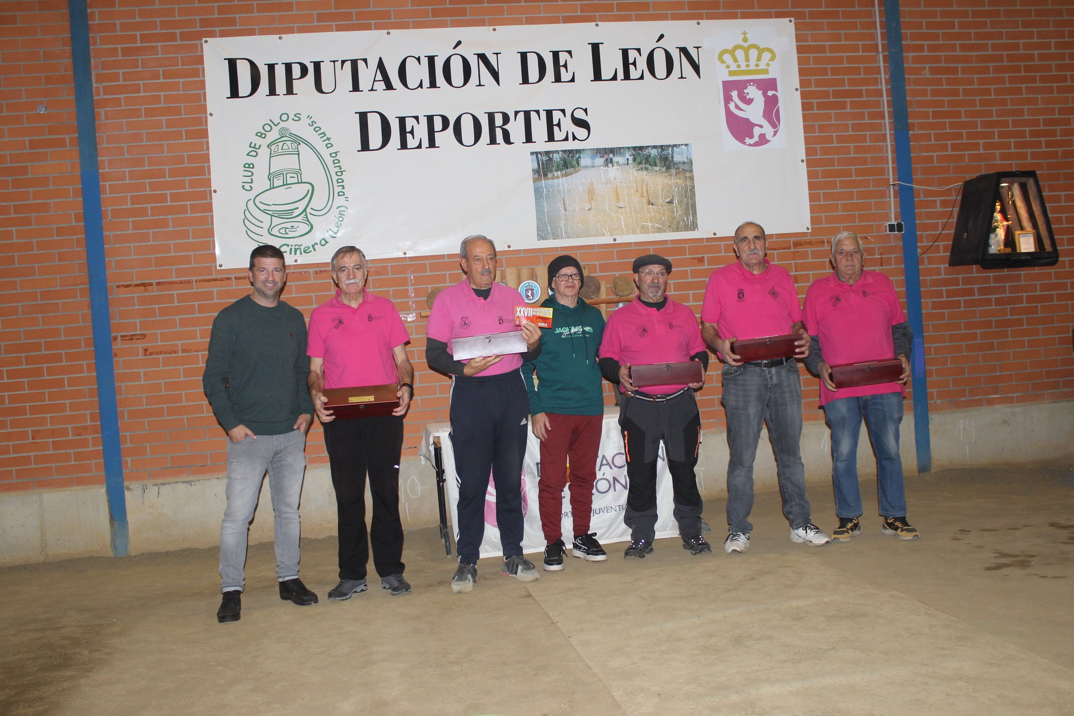 Imagen del equipo ganador: 'El Crucero'. | L.N.C. Imagen del equipo ganador: 'El Crucero'. | L.N.C.