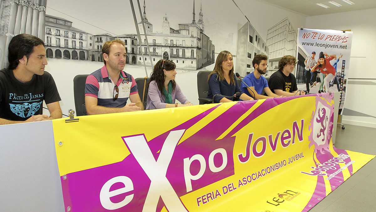 Imagen de la rueda de prensa de la presentación de la Expo Joven 2016.| Fran Sabugo