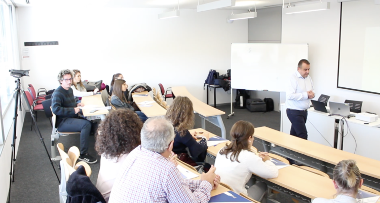 Clase de EPAE impartida desde Granada. | L.N.C.