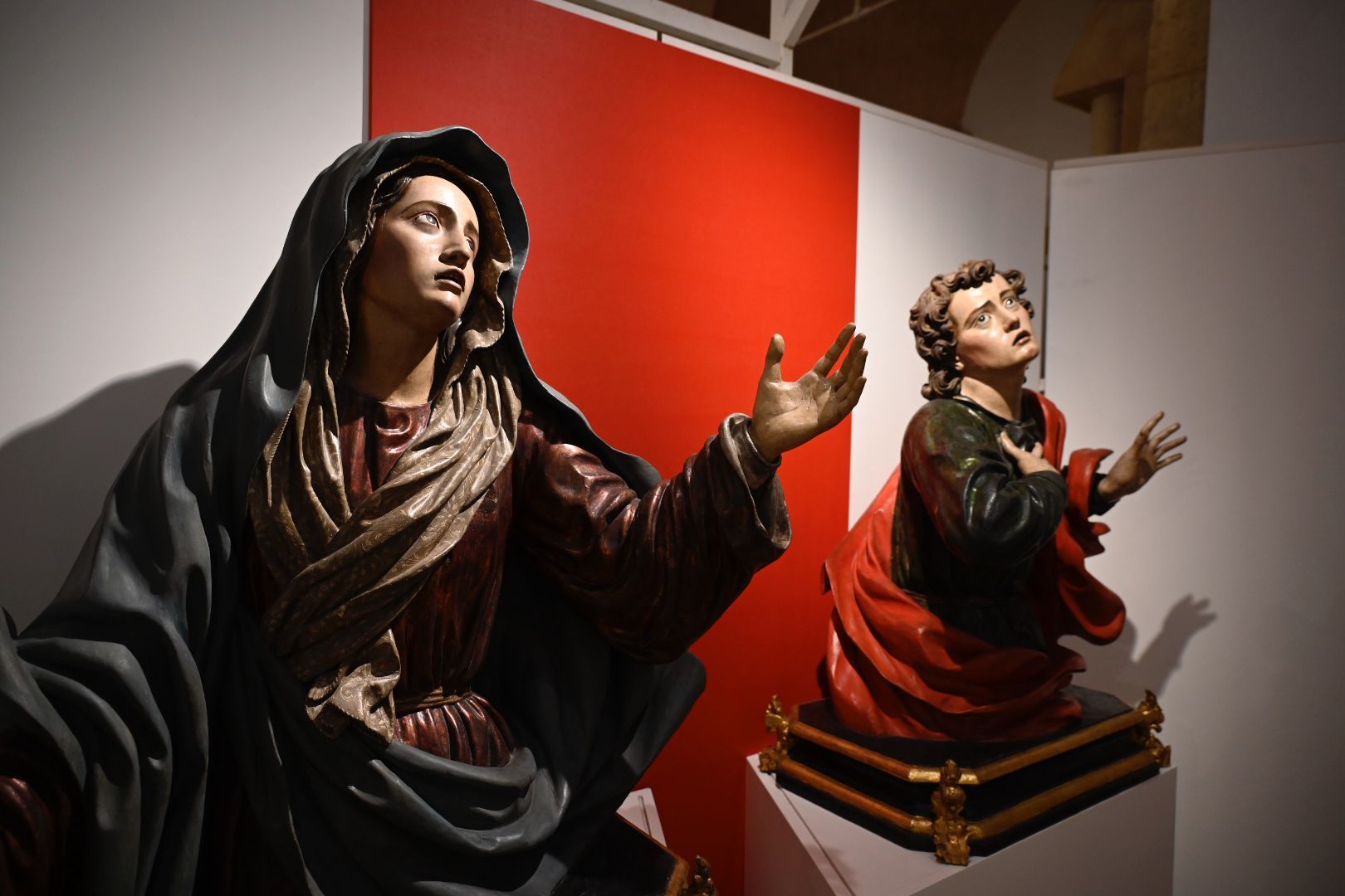 Una imagen de la exposición 'El dolor esculpido' de la iglesia de Palat del Rey. | SAÚL ARÉN