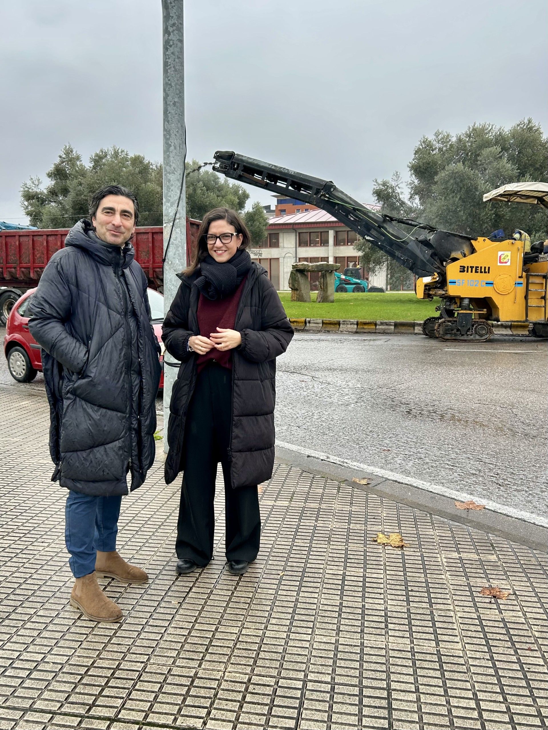 La concejala de Área en el inicio de las obras. La concejala de Área en el inicio de las obras.