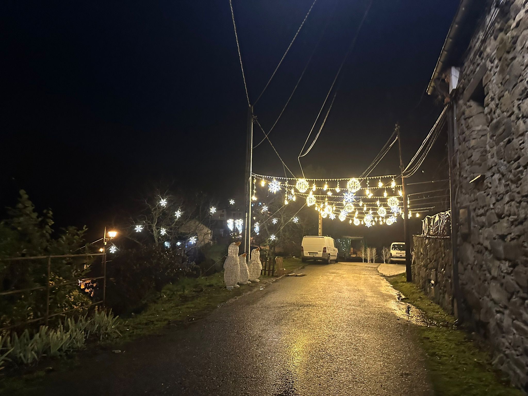 Luces de Librán en una imagen tomada en los últimos días.