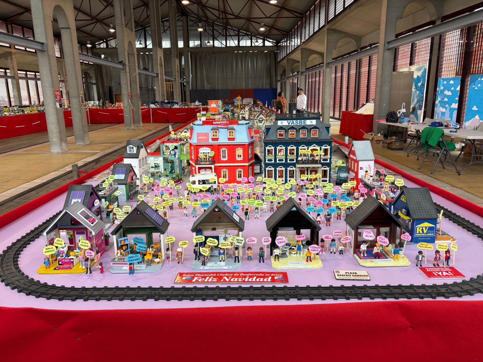 Belén de Playmovil de Rober Oviedo, | JAVIER FERNÁNDEZ Belén de Playmovil de Rober Oviedo, | JAVIER FERNÁNDEZ