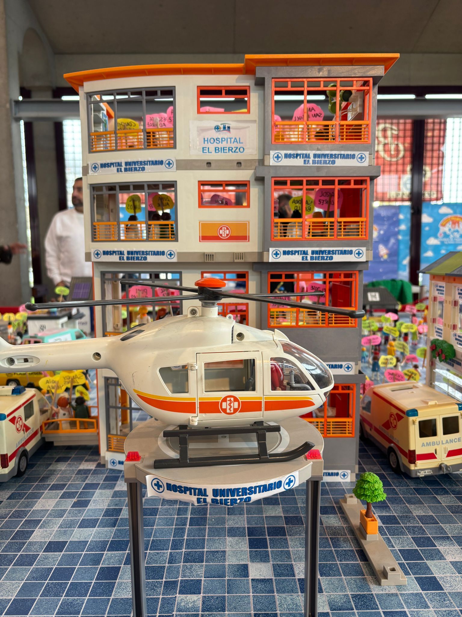 Belén de Playmovil de Rober Oviedo, | JAVIER FERNÁNDEZ