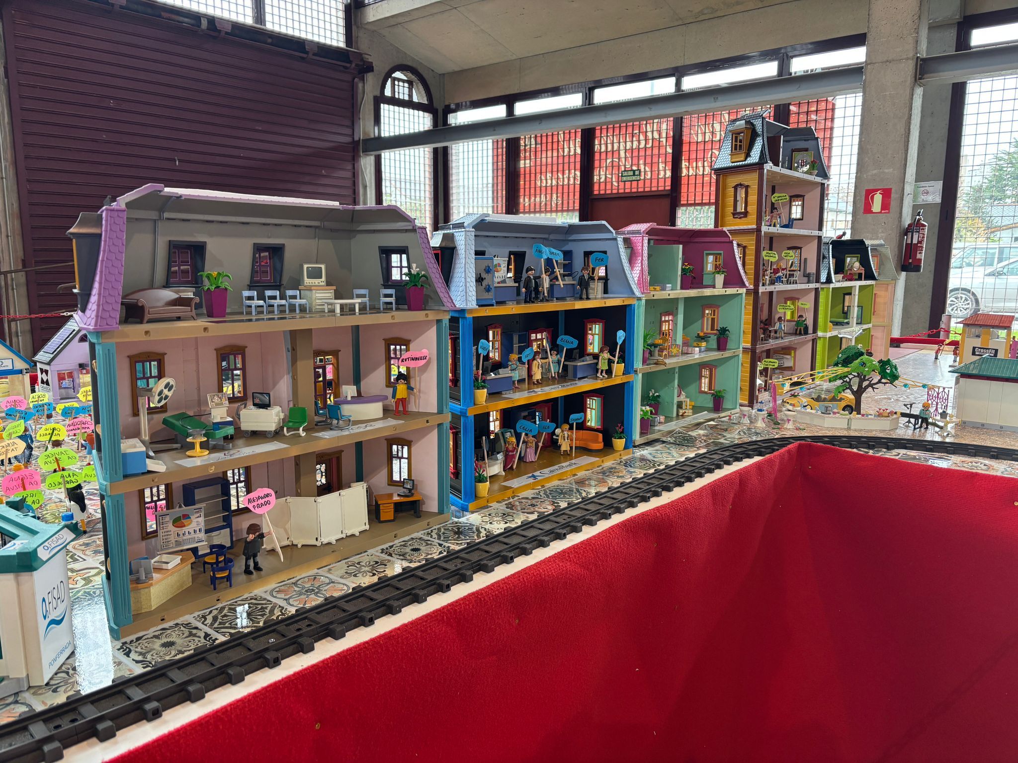 Belén de Playmovil de Rober Oviedo, | JAVIER FERNÁNDEZ