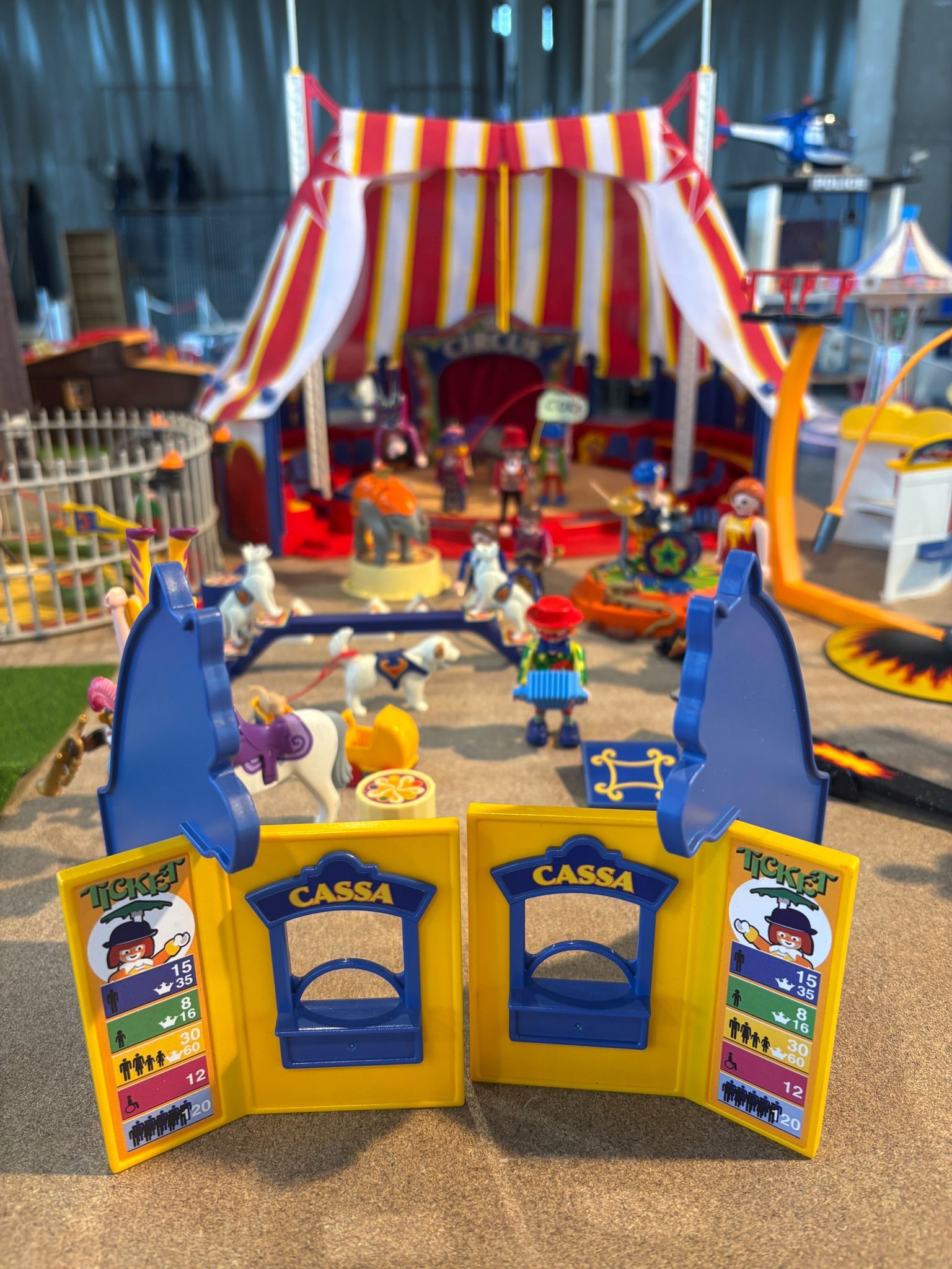 Belén de Playmovil de Rober Oviedo, | JAVIER FERNÁNDEZ