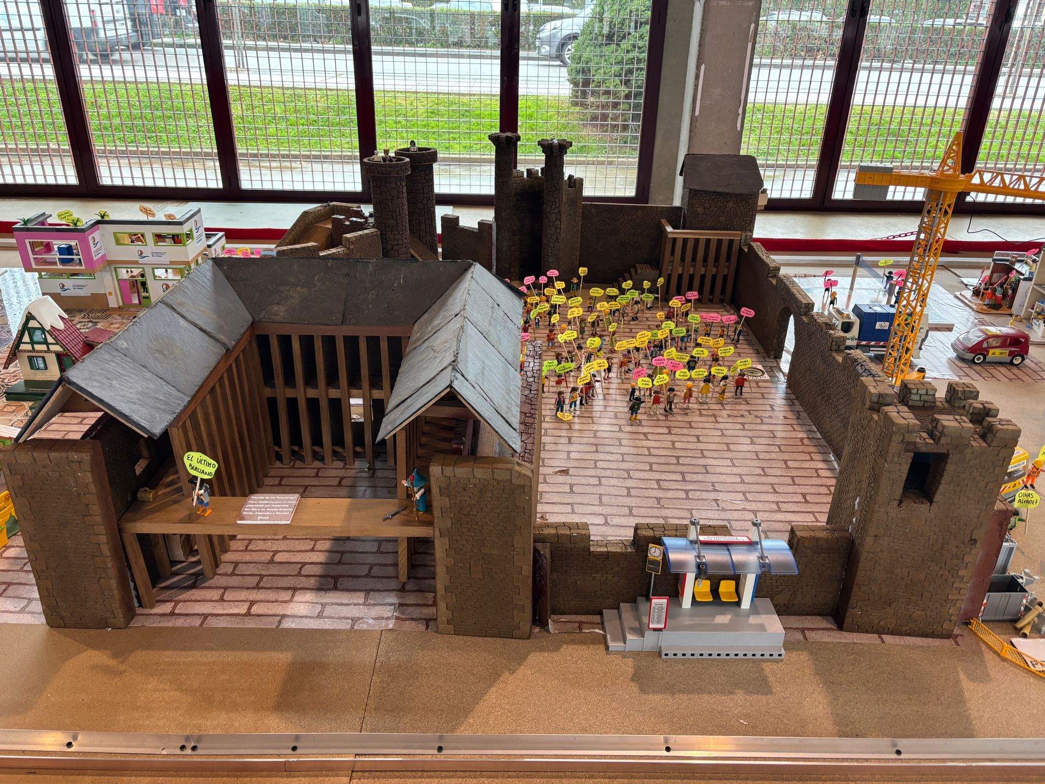 Belén de Playmovil de Rober Oviedo, | JAVIER FERNÁNDEZ