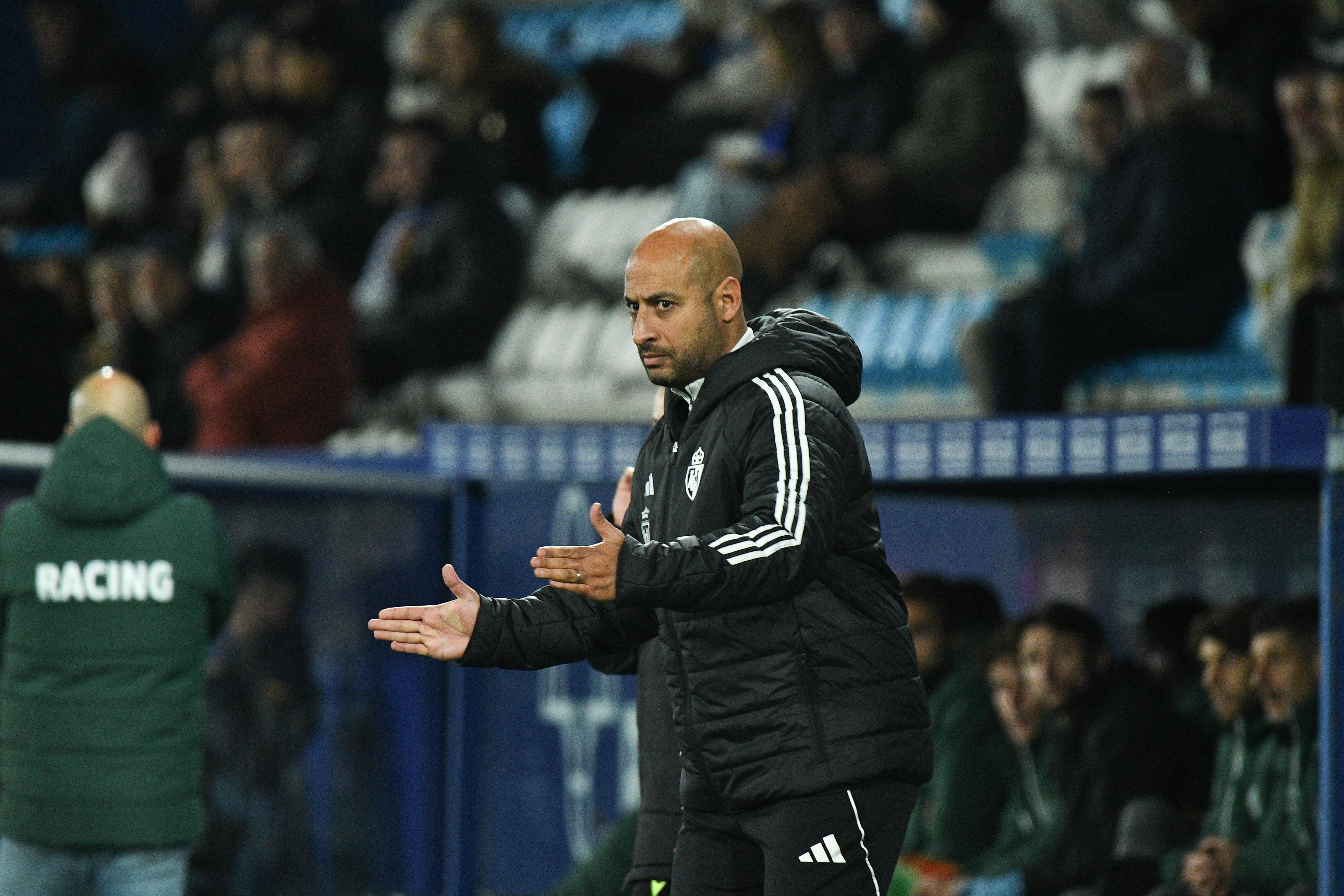 Mehdi Nafti durante el partido de Copa del Rey ante el Racing. QUINITO
