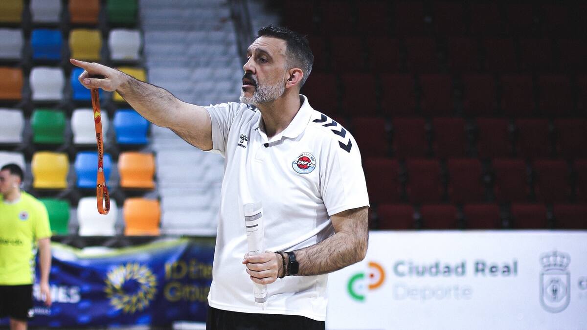 Garabaya, durante su etapa al frente del Sinfín. | SINFÍN