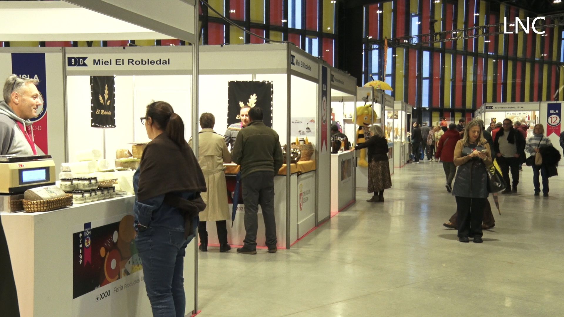 La feria que mejor sabe reivindica el medio rural: Contra la despoblación... más Productos de León