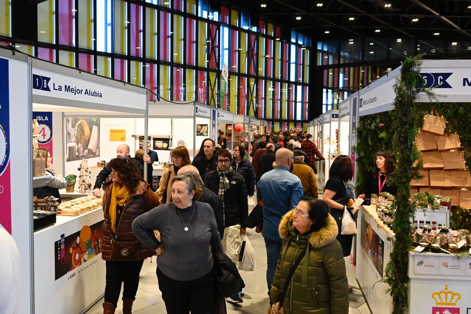 El Palacio de Exposiciones se volvió a llenar este domingo. | SAÚL ARÉN