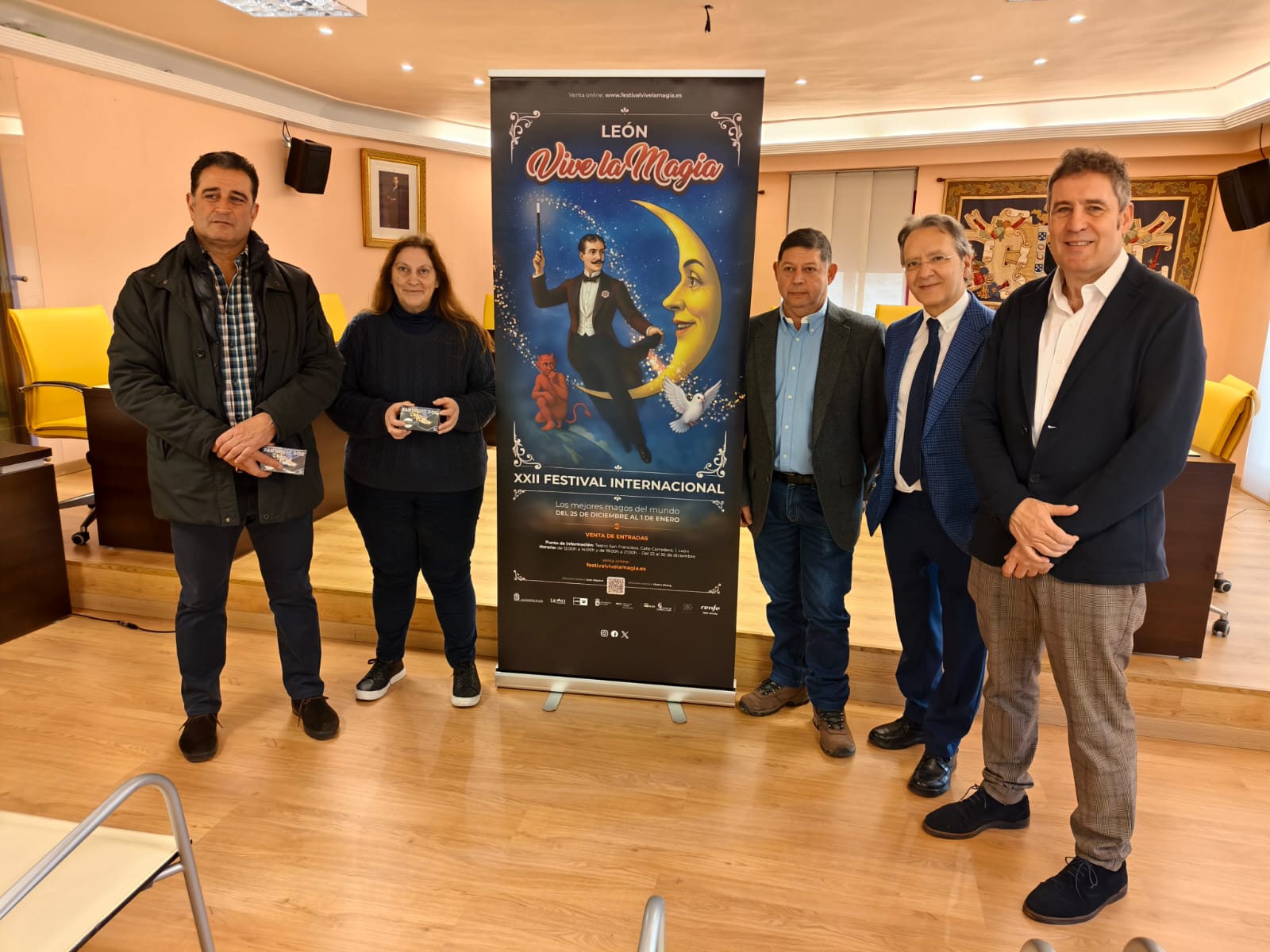 Barrientos, Raneros, Jiménez, Mayoral y Cambero durante la presentación de las actuaciones. | A. RODRÍGUEZ Barrientos, Raneros, Jiménez, Mayoral y Cambero durante la presentación de las actuaciones. | A. RODRÍGUEZ