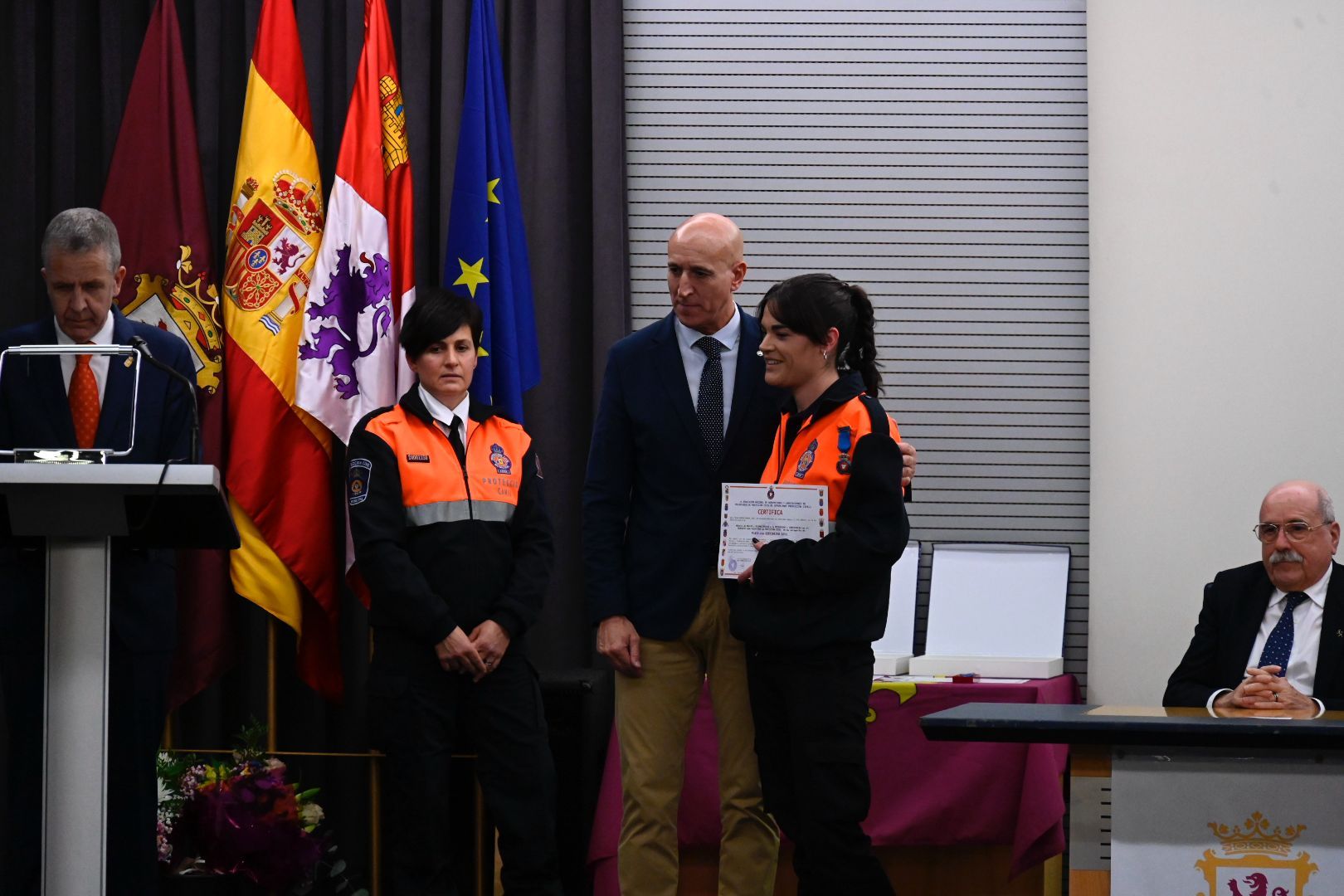 WhatsApp Image 2025 12 09 at 19.29.40