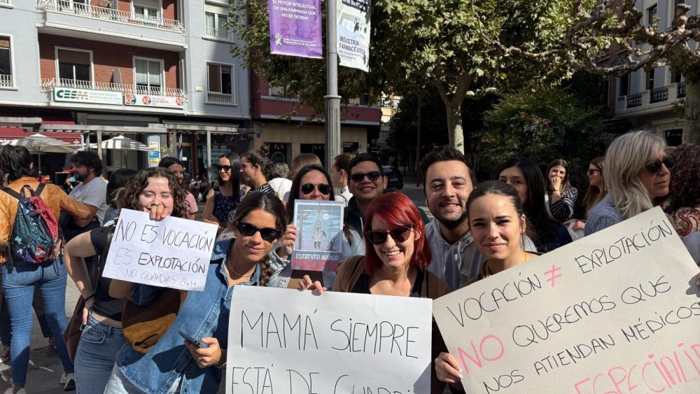 Imagen de archivo de una convocatoria anterior de protestas médicas en León contra el Estatuto Marco. | L.N.C.