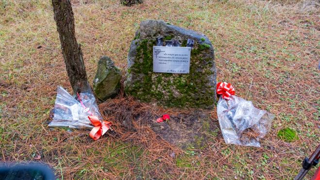 09 Túmulo en el bosque