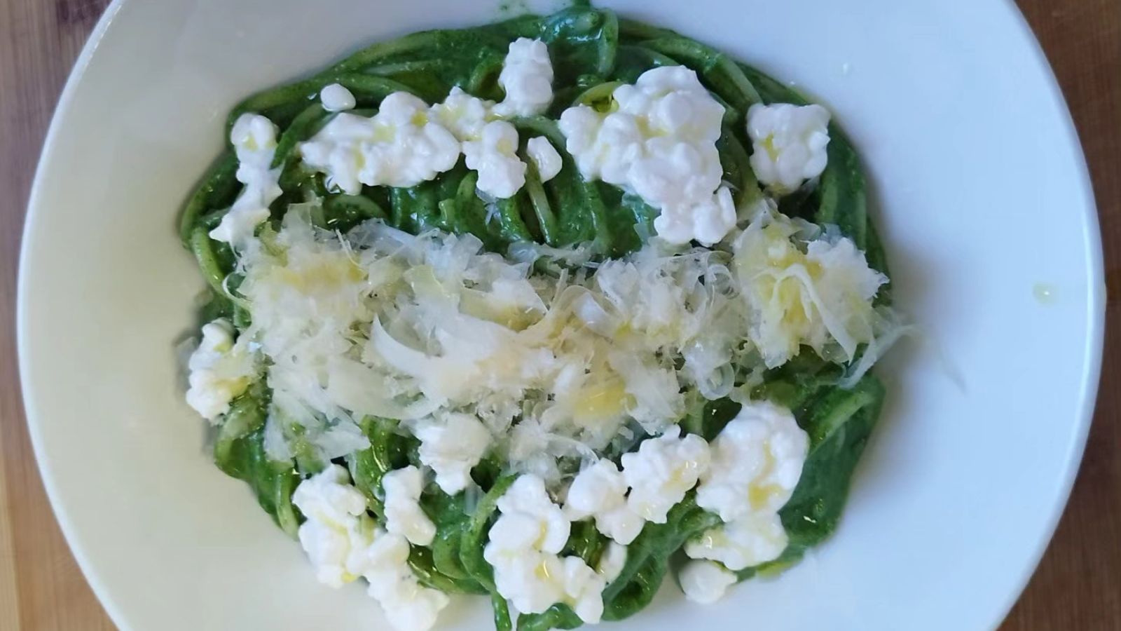 Receta de spaghetti verde betico de Marcelo Ramón.