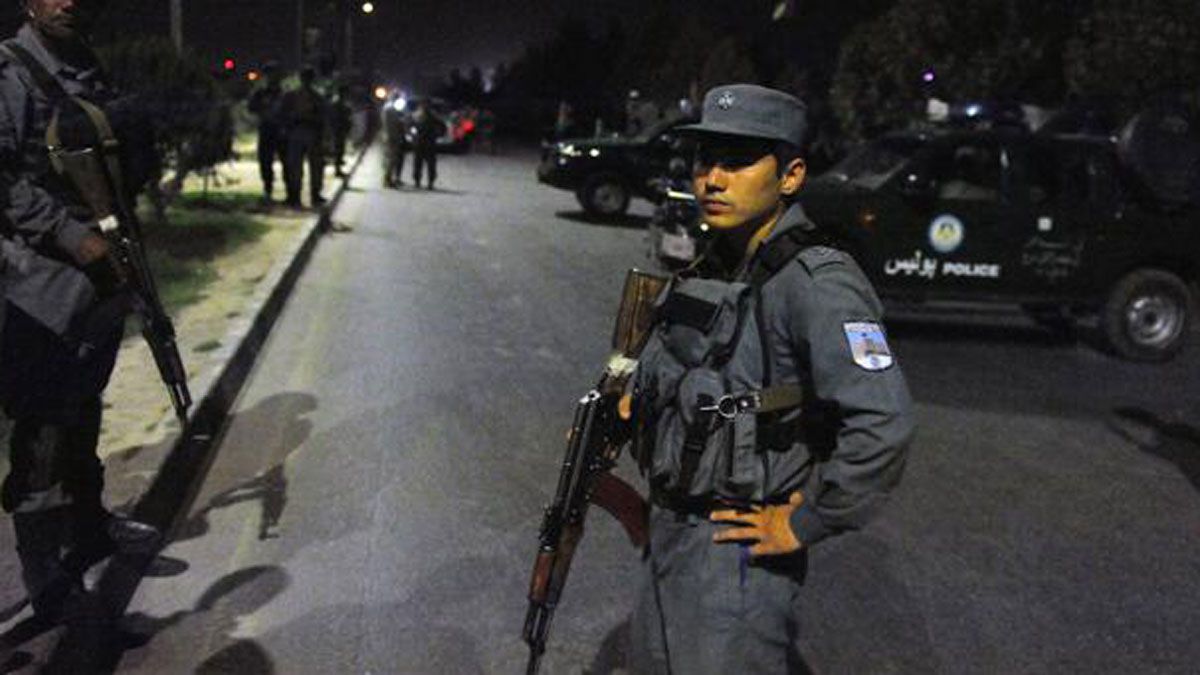 Un asalto a la Universidad Americana de Kabul deja al menos 12 muertos y 44 heridos.| abc.es