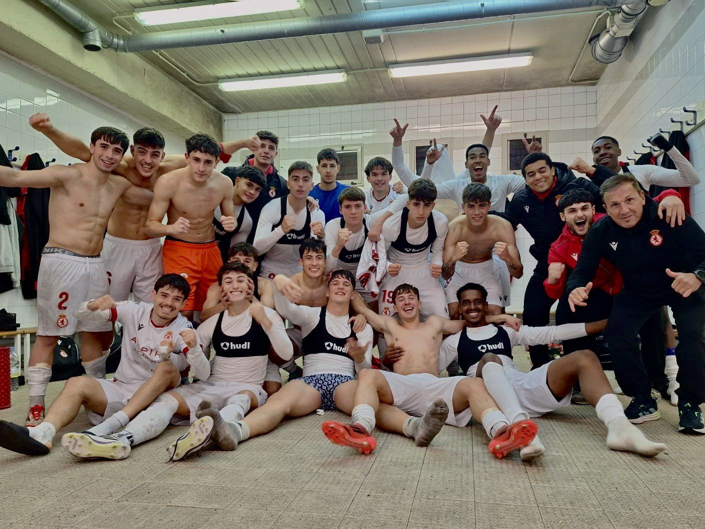 El Júpiter sacó una gran victoria ante un Palencia Cristo que no sabía lo que era perder como visitante y está en ‘playoff’. CULTURAL’