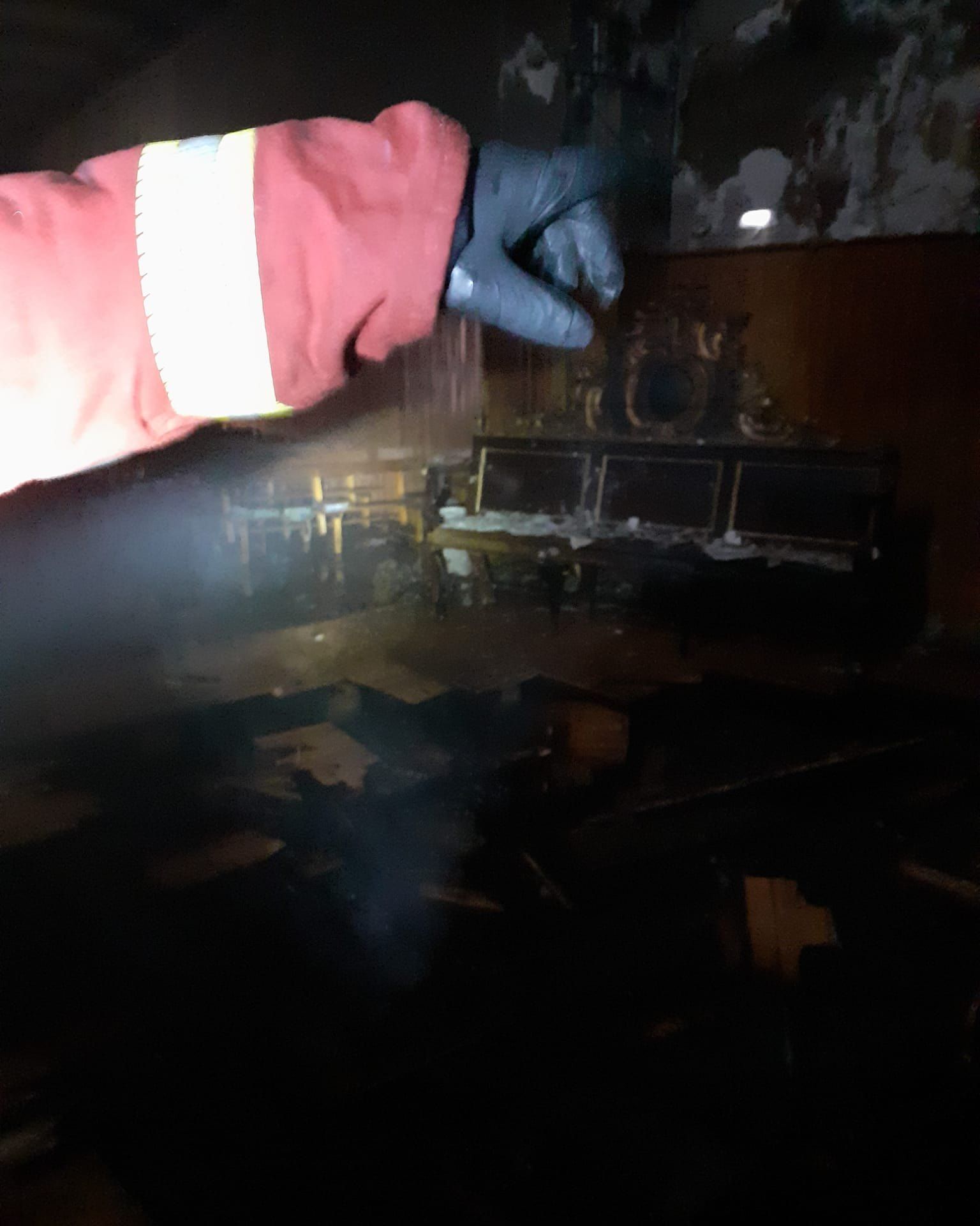 Estado en el que ha quedado el interior de la iglesia. | DIPUTACIÓN DE LEÓN