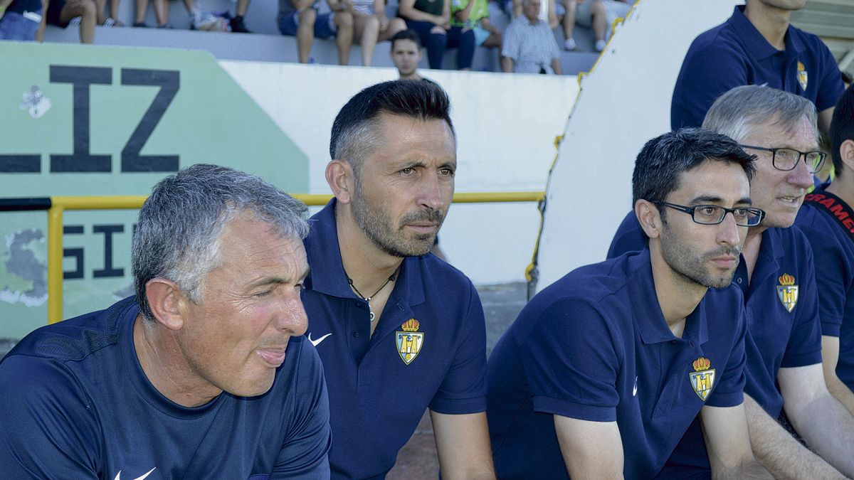 Manolo Herrero, en un partido de la Deportiva en pretemporada. | A. C.