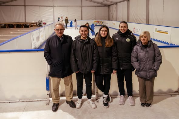 La pista de hielo es una de las apuestas del municipio para estas fiestas.