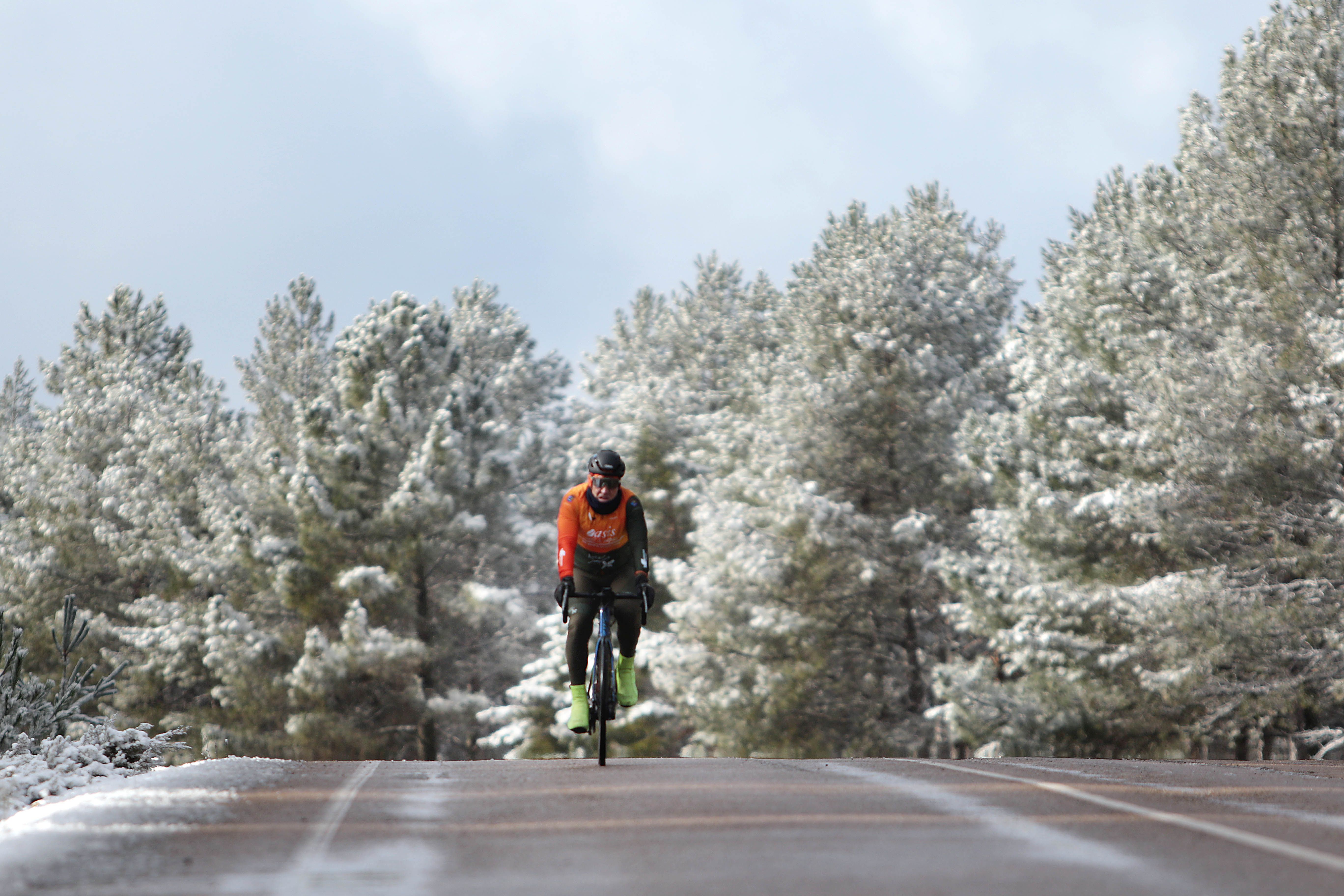 La nieve tiñe de blanco las montañas de León | PEIO GARCÍA (Ical)