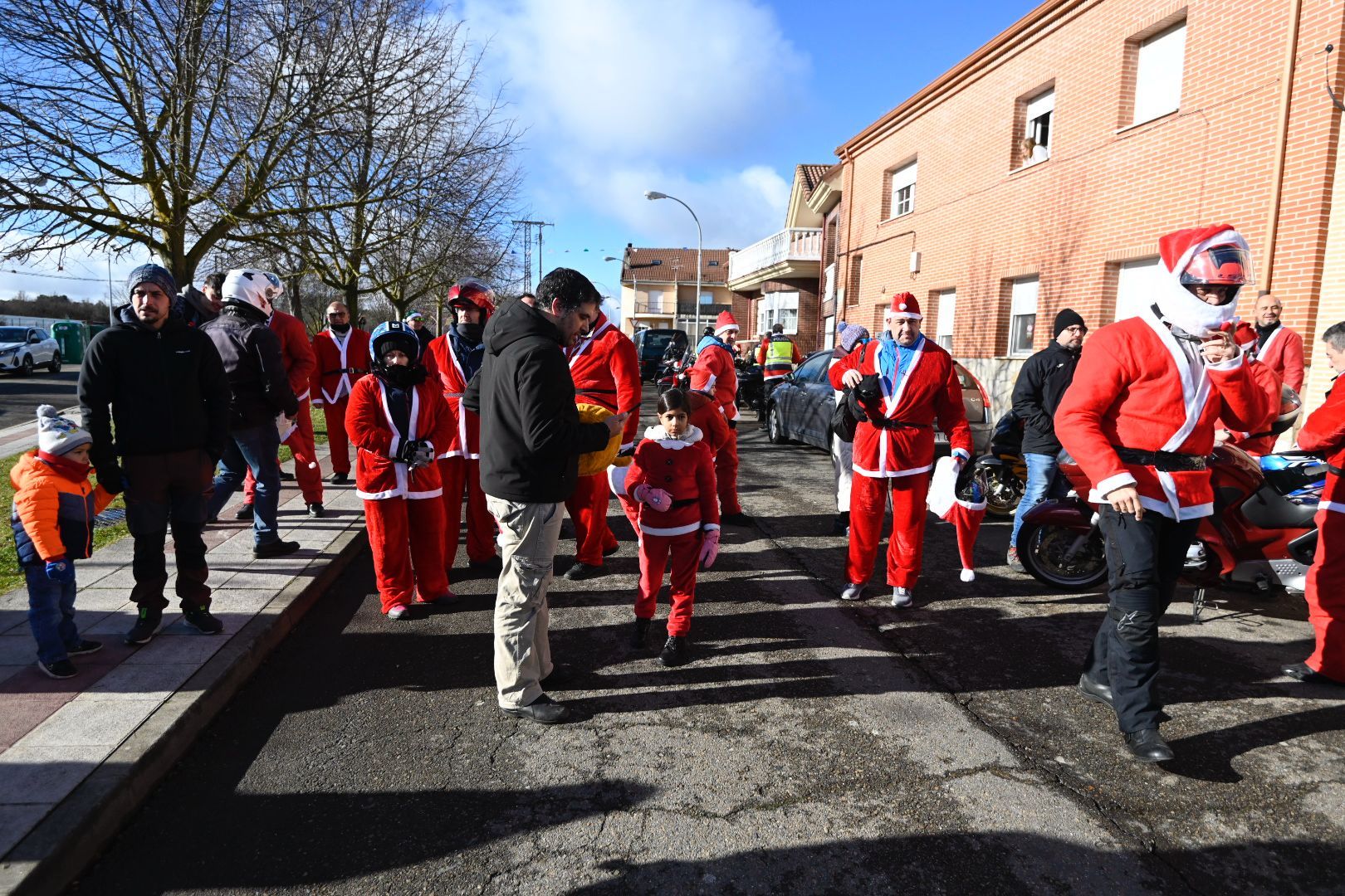 Papá Noel llega a San Andrés en moto| SAÚL ARÉN