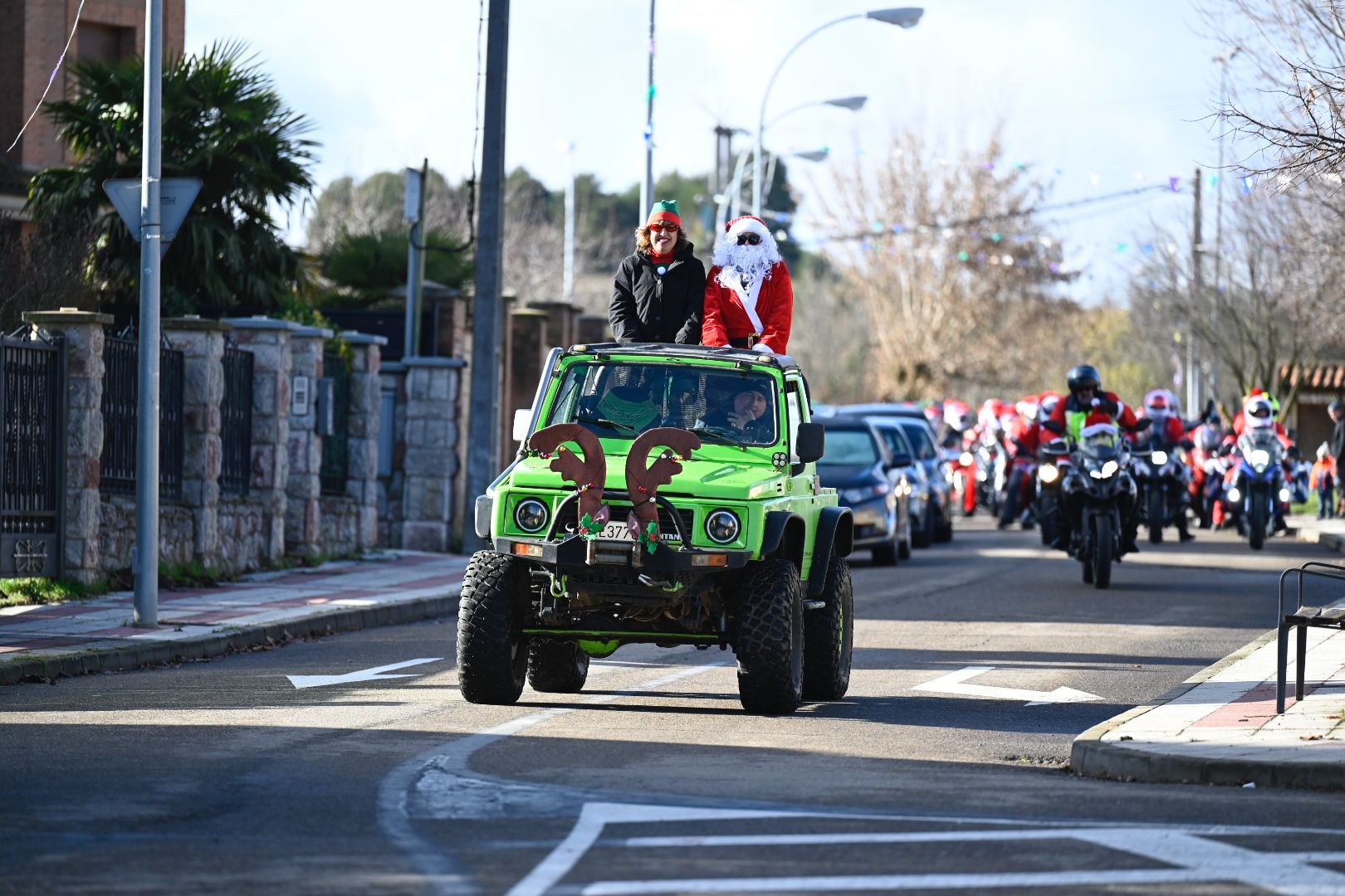 Papá Noel llega a San Andrés en moto | SAÚL ARÉN