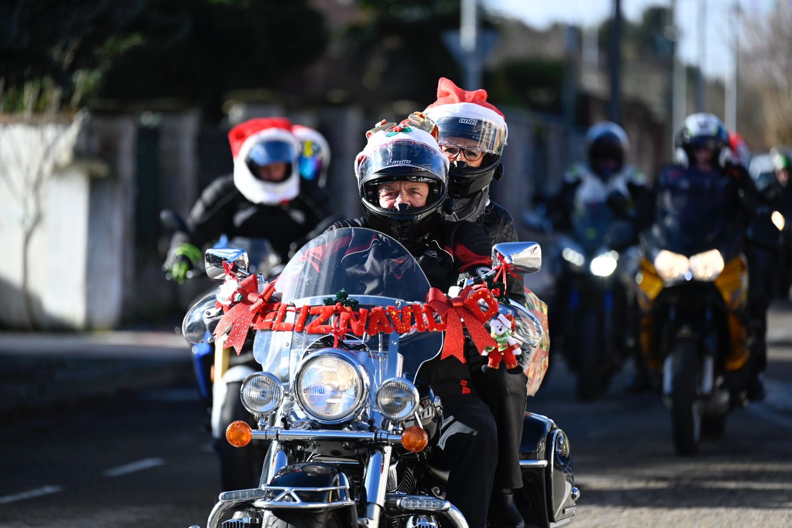 Papá Noel llega a San Andrés en moto | SAÚL ARÉN