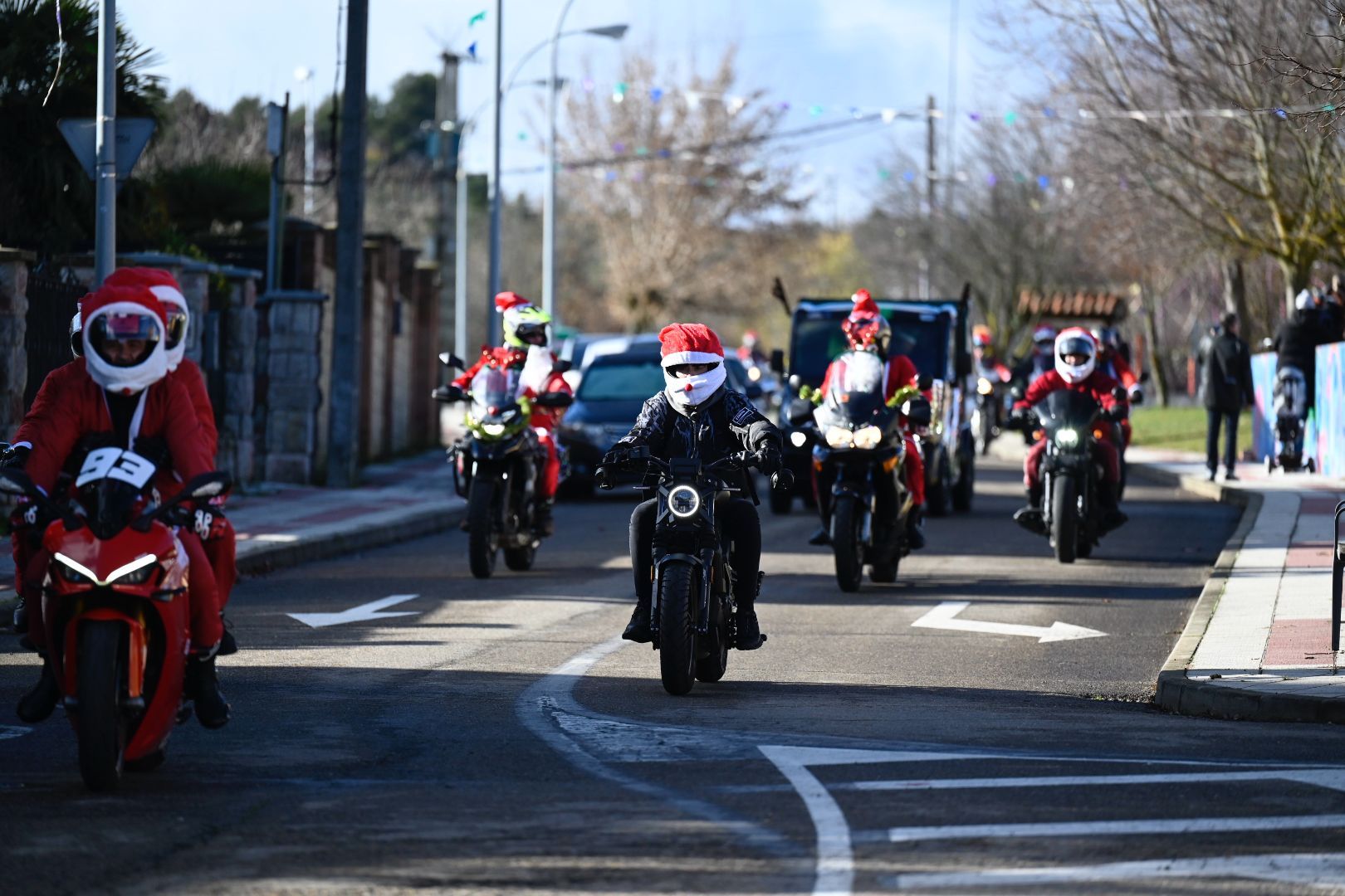 Papá Noel llega a San Andrés en moto | SAÚL ARÉN