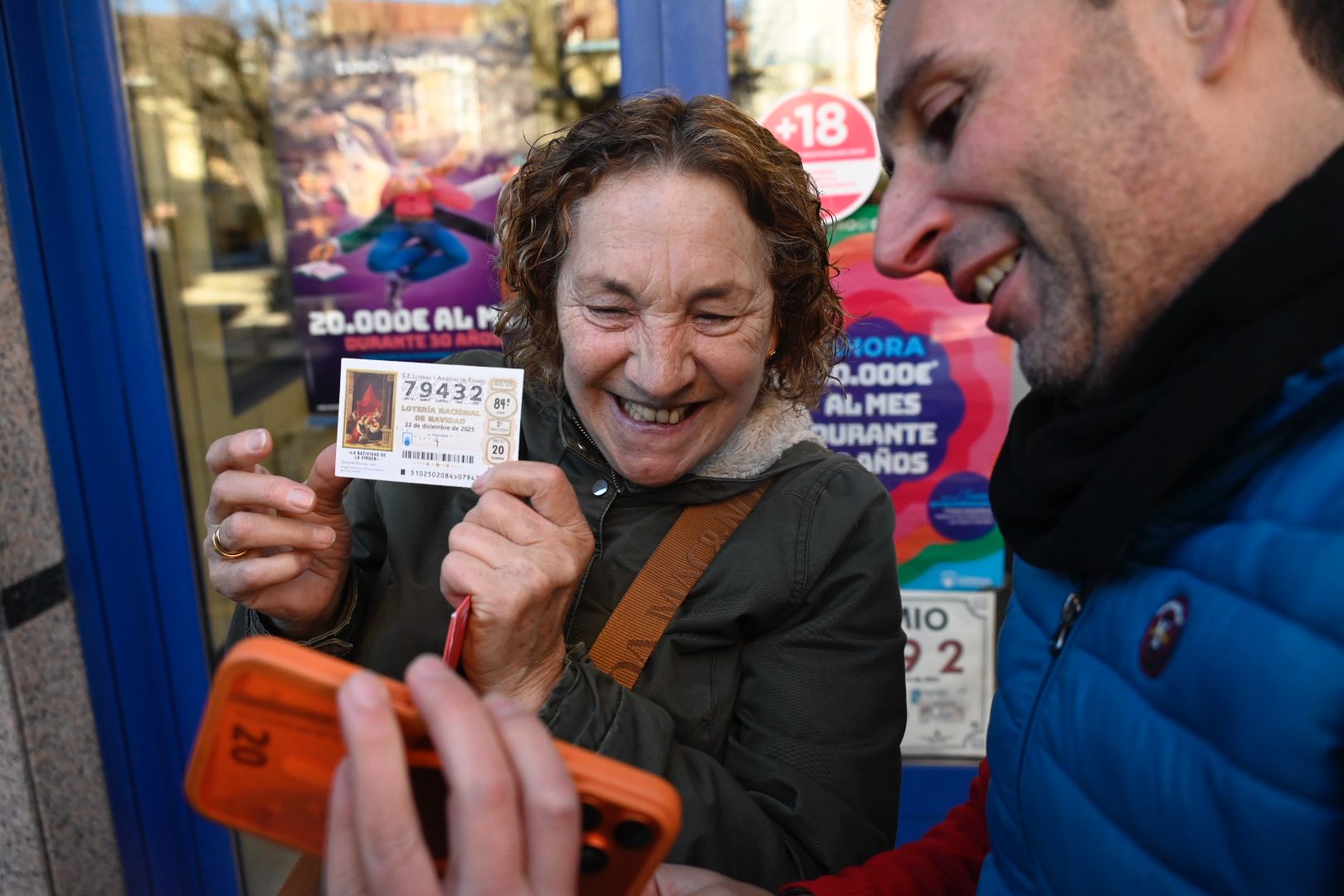 'El Gordo' deja una lluvia de millones en La Bañeza  | SAÚL ARÉN