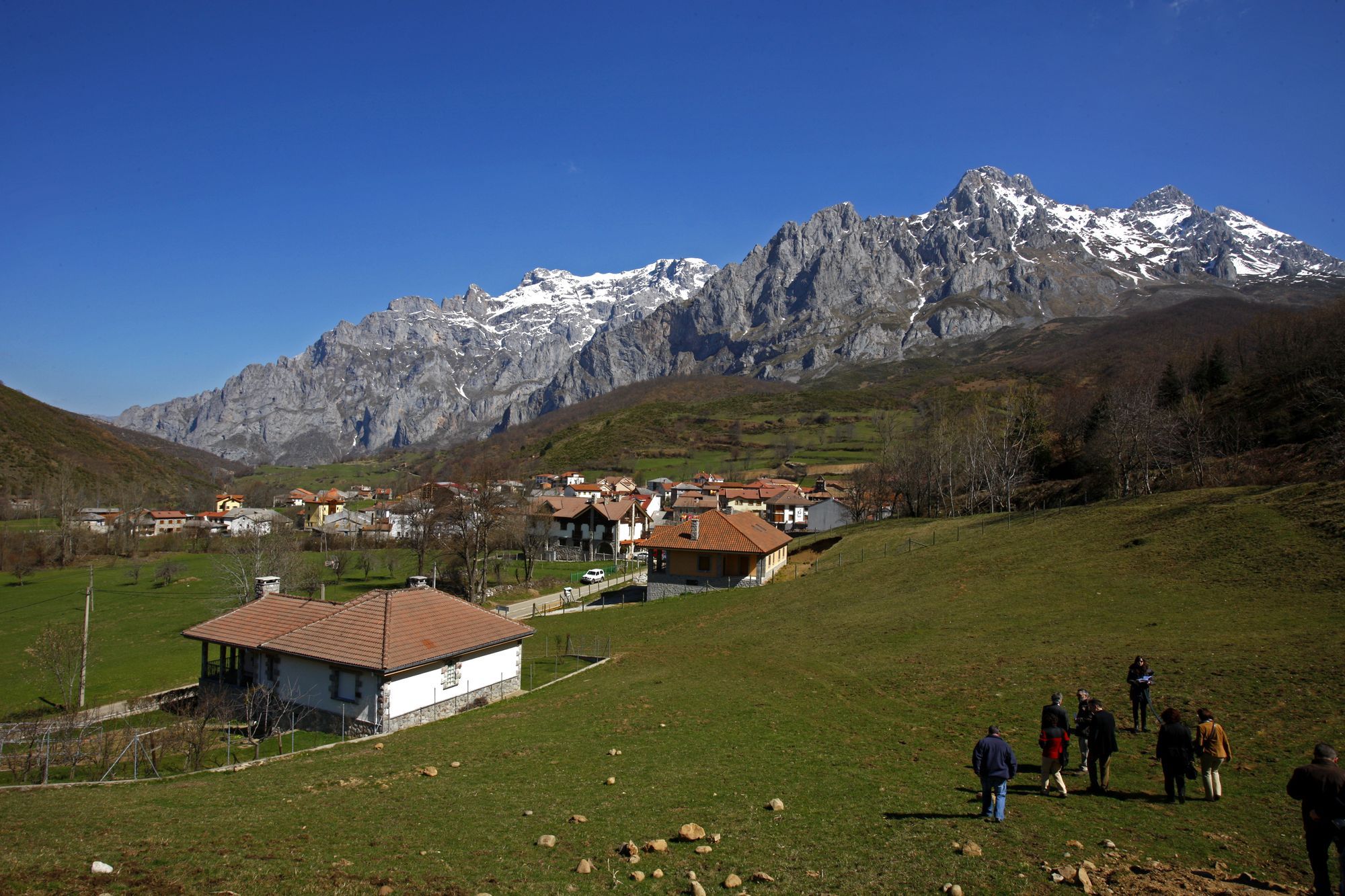 Vista de Posada de Valdeón, en el Parque Nacional. |TURISMO CyL